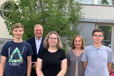 v.l.n.r; Andre Baun, Bürgermeister Karsten Fehr, Anna Jax, Claudia Glos und Adrian Bungart